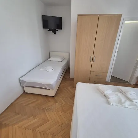 公寓 Apartmani Baska Voda *