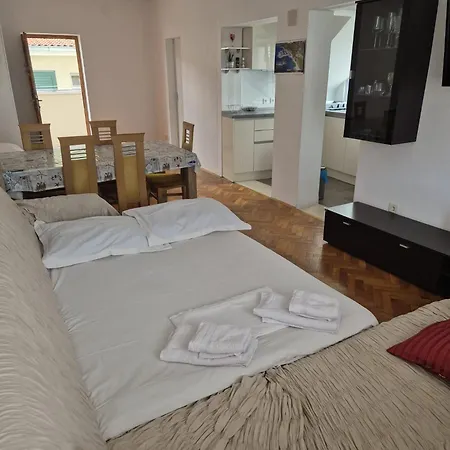 Apartmani Baska Voda Apartment *