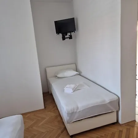 Apartmani Baska Voda