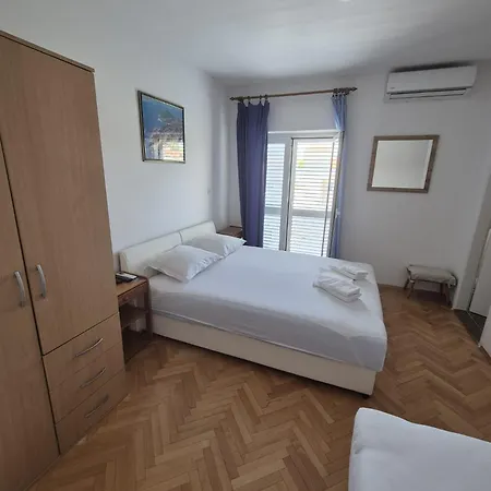 Apartment Apartmani Baska Voda