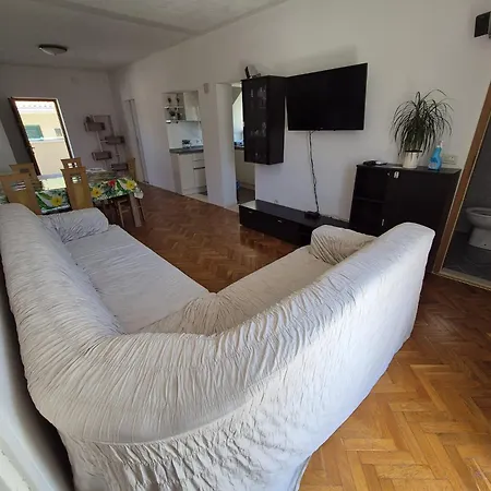 Apartmani Baska Voda Lägenhet