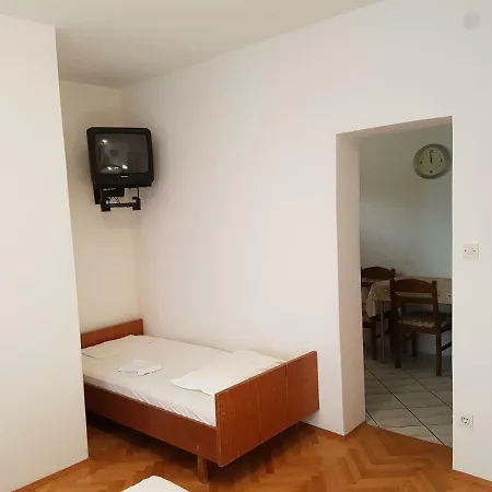 Apartment Apartmani Baska Voda